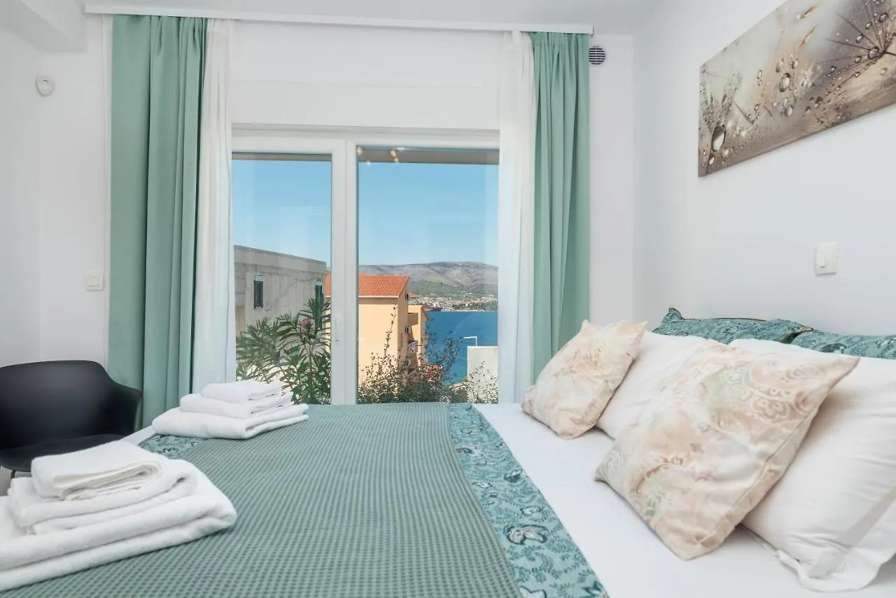 Villa Vila Uz More Okrug Gornji